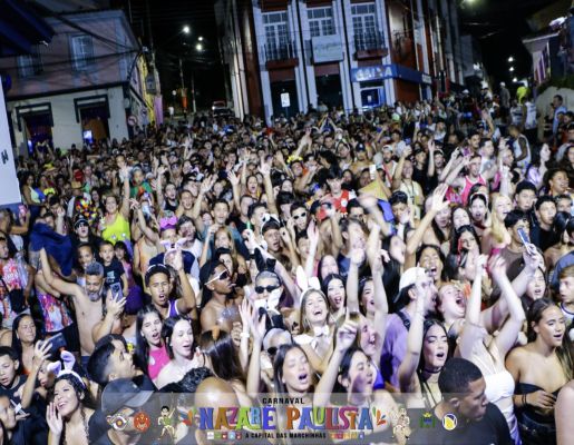 Bloco Impina Carroça